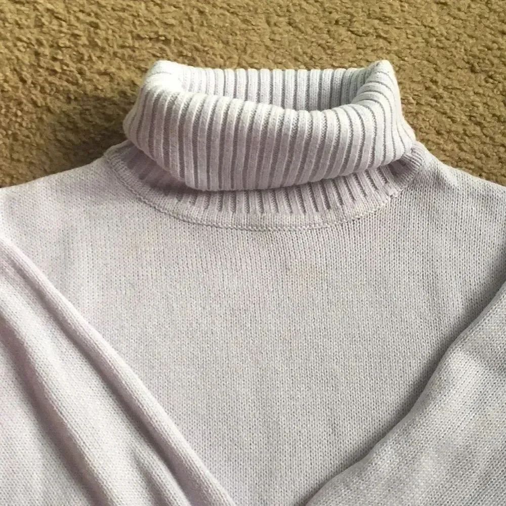 Sweater - Picture 4 of 10
